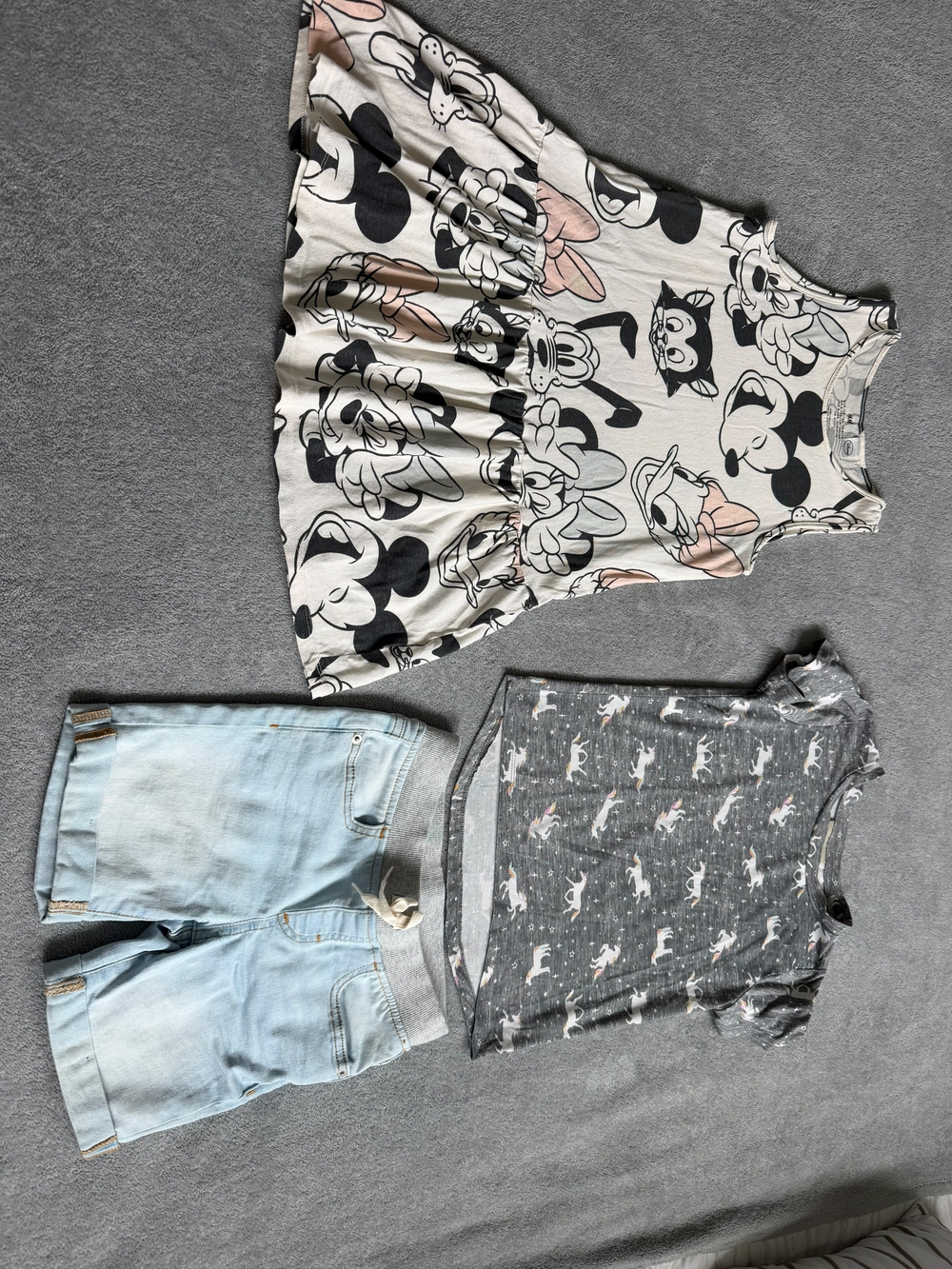 H&M Disney Mickey Mouse matching set Disney Girls Size 8-10 Matching Set